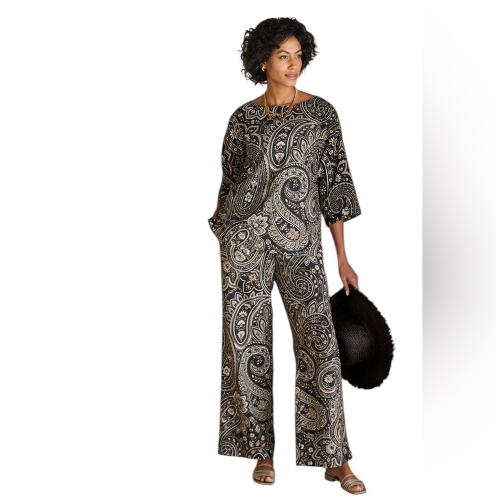 Soft Surroundings Black and Cream Paisley Blouse - Picture 2 of 16